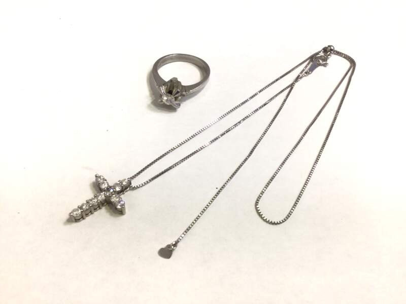 PT900 ダイヤ リング PT850 ダイヤ ネックレス お買取りしました。