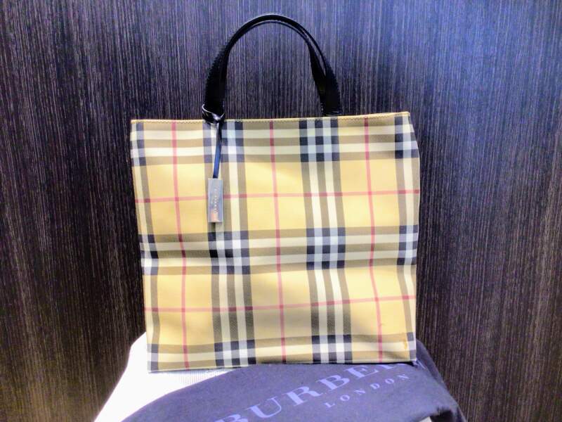 Burberryトートバッグお買取いたしました🛍️