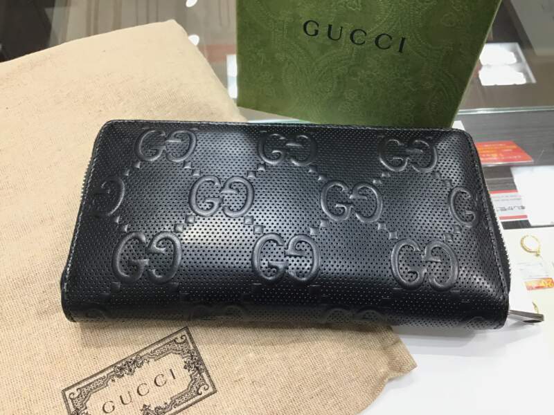 GUCCI 長財布 をお買取りいたしました。