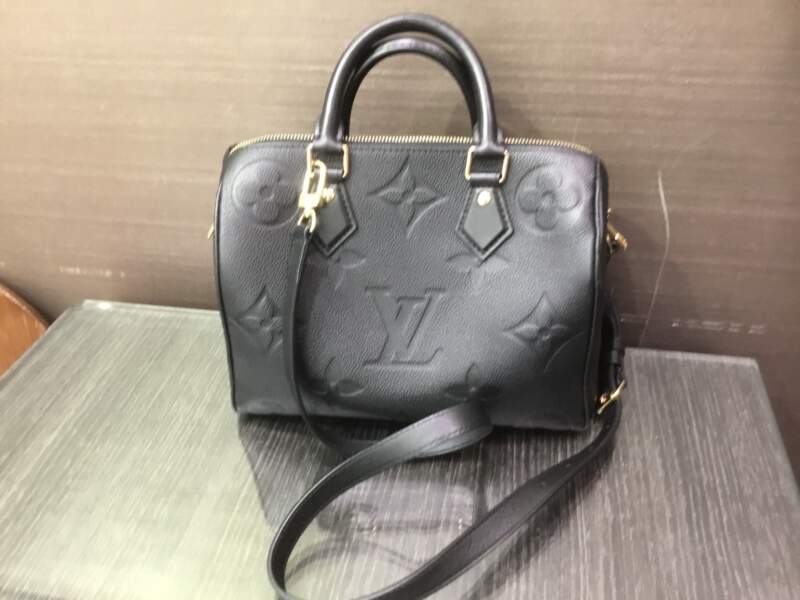 LOUIS VUITTON バッグをお買い取りしました。