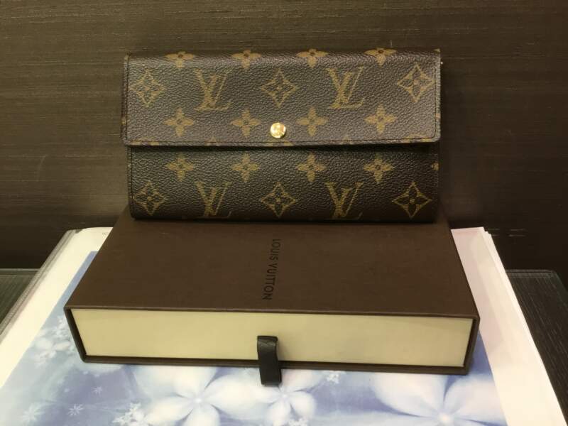 LOUIS VUITTON モノグラム 財布をお買い取りしました。