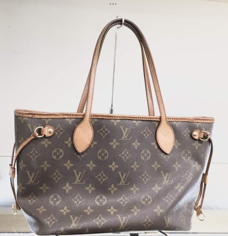 LOUIS VUITTON ネヴァーフルお買取りしました