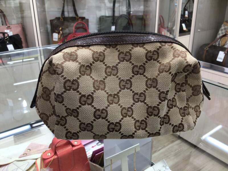 ✨GUCCI ポーチ をお買取りしました✨