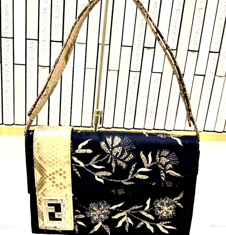 フェンディ FENDI バッグ  お買取致しました😊