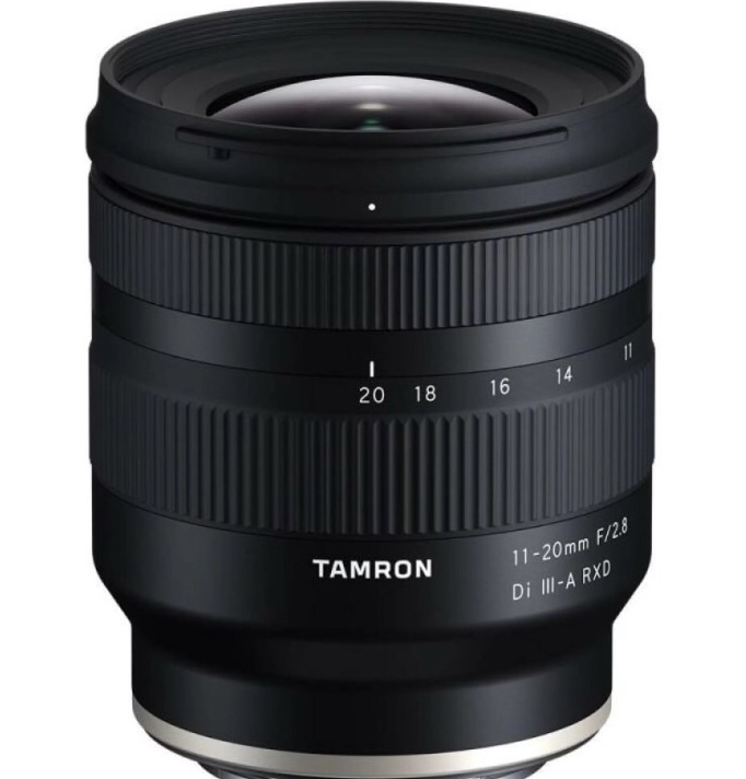 SONY カメラレンズ TAMRON お買取致しました。