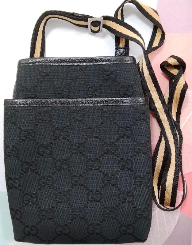 GUCCI　ショルダーバッグ　お買い取りしました