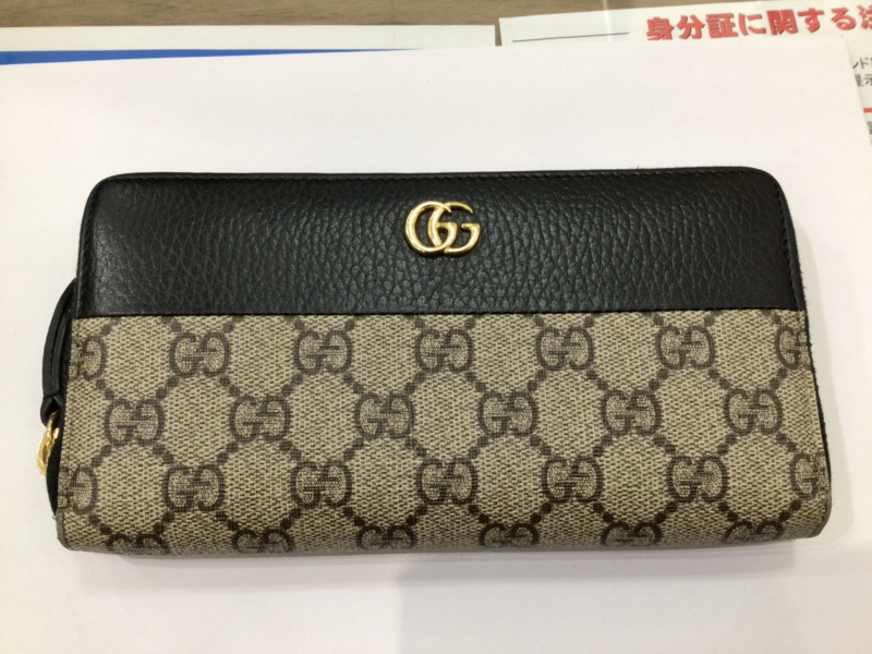 GUCCIのお財布のお買取がございました。