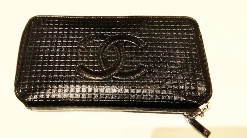 CHANEL　ココマーク　エナメル長財布　をお買取りいたしました。